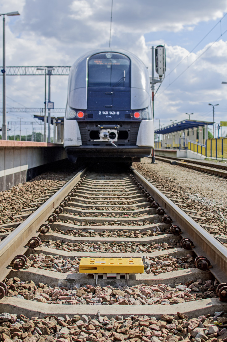 peron, linia kolejowa, LCS, lokalne centrum sterowania, Pendolino, pociąg, E65, Nasielsk, tor