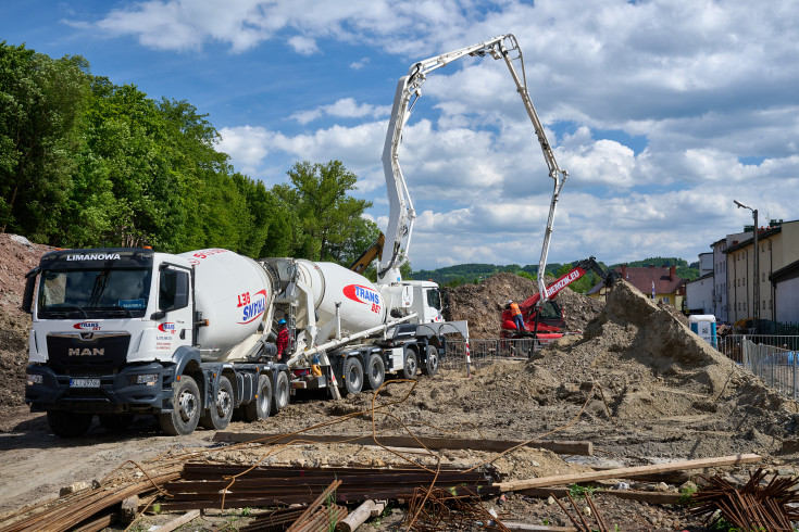 LK104, Limanowa, budowa, maszyna, plac budowy, inwestycja, KPO