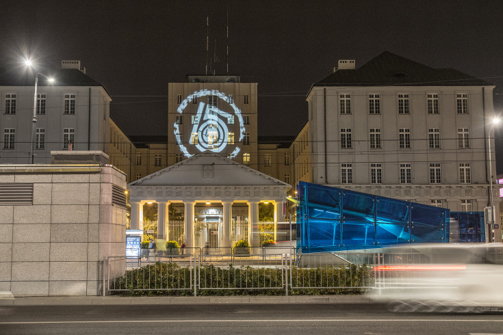 centrala, Warszawa, budynek