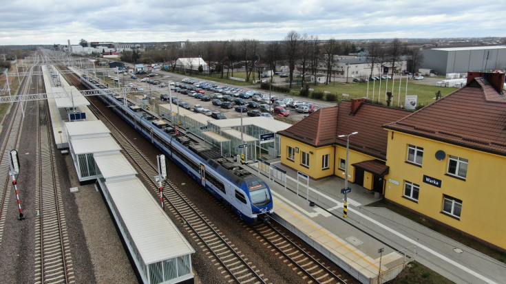 stacja, Warka, nowa infrastruktura, widok z lotu ptaka, pociąg osobowy