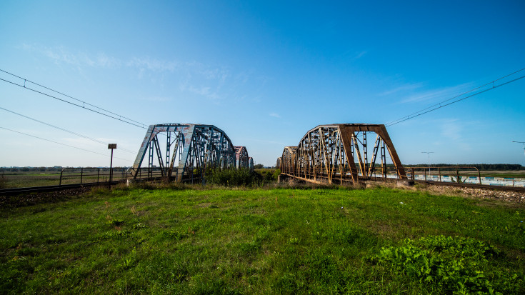 E75, Rail Baltica, Białystok, CEF, Czyżew, most kolejowy