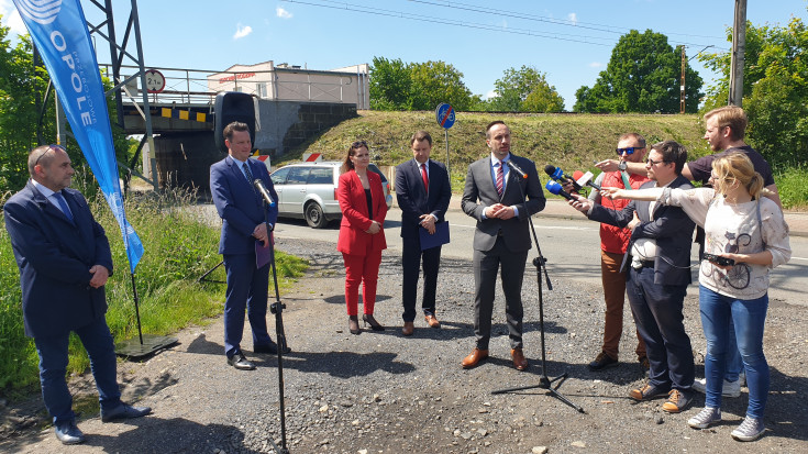 Opole, wiadukt kolejowy, LK132, konferencja prasowa, Bresch Arnold, przebudowa wiaduktu, Kowalski Janusz