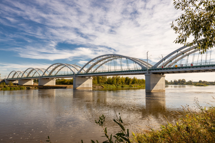 Sadowne, E75, Rail Baltica, CEF, Czyżew, most kolejowy, most na Bugu