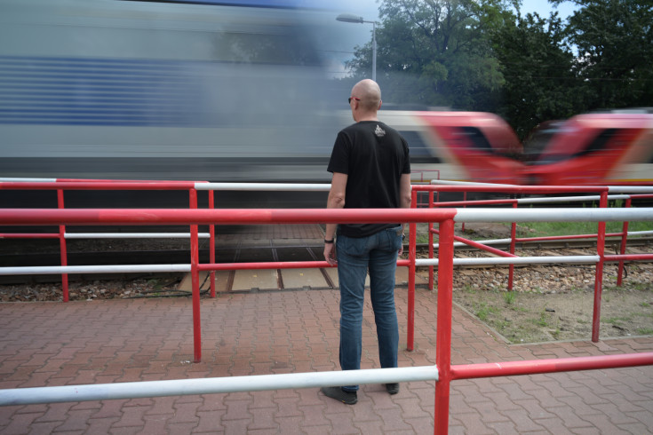 bezpieczeństwo, krzyż św. Andrzeja, Józefów, przejście pieszo-rowerowe