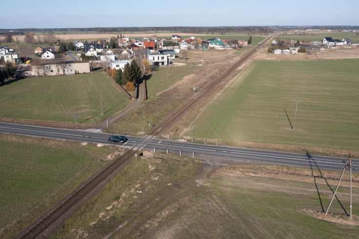 przejazd kolejowo-drogowy, LK357, Adamów