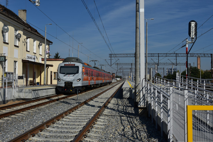 pociąg, Oborniki Wielkopolskie, nowe urządzenie SRK