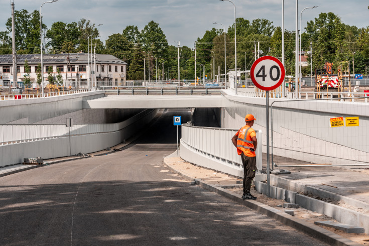 linia kolejowa, tunel, droga, budowa, Sulejówek, robotnik, Miasto Sulejówek, KPO, wąskie gardło, ulica