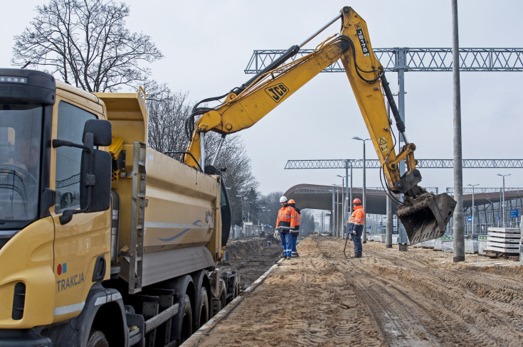 pasażer, peron, modernizacja, Łódź, pociąg, wiata, Łódź Widzew, Łódzka Kolej Aglomeracyjna, ŁKA