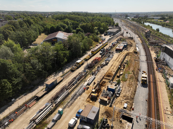stacja, nowa infrastruktura, widok z lotu ptaka, nowy peron, Gliwice Łabędy