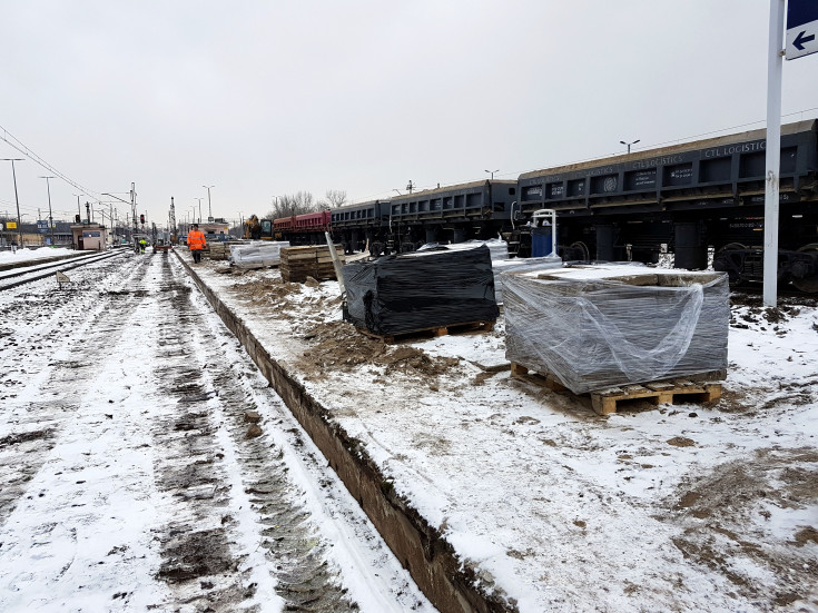 Kraków Płaszów, SDIP, nowe przejście podziemne, nowa wiata