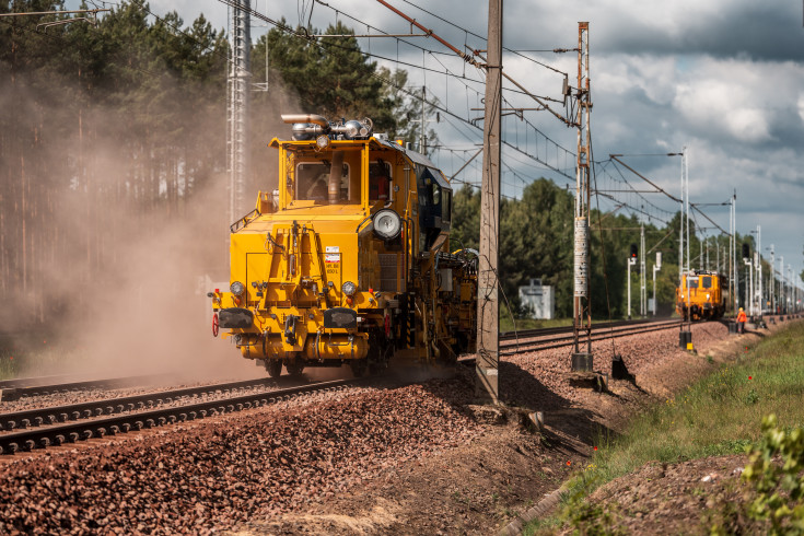 linia kolejowa, tor, maszyna, robotnik, KPO, Jastrzębsko