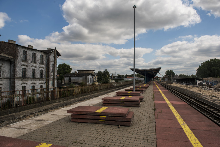 peron, modernizacja, stacja, POIiŚ 2014-2020, Program Operacyjny Infrastruktura i Środowisko, Gorzów Wielkopolski, prace budowlane, inwestycja