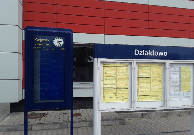 rozkład jazdy, Zielona Góra, infokiosk, Warszawa Gdańska, Częstochowa Stradom, Jelenia Góra, wyświetlacz informacyjny