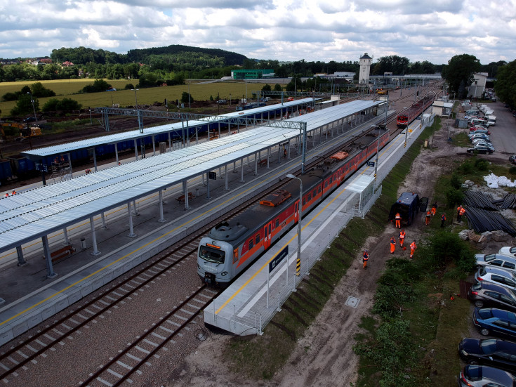 stacja, Krzeszowice, E30, nowe przejście podziemne, nowy wiadukt drogowy