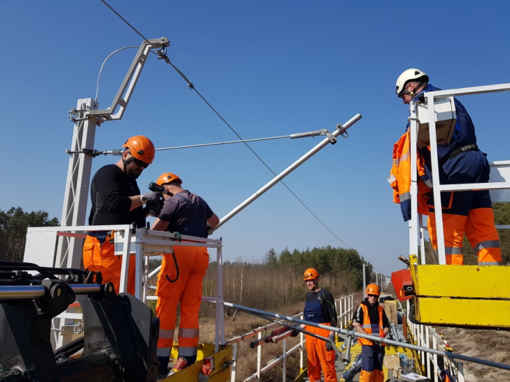 elektryfikacja, Rzeszów, PKP Energetyka, Ocice, LK71, montaż sieci trakcyjnej