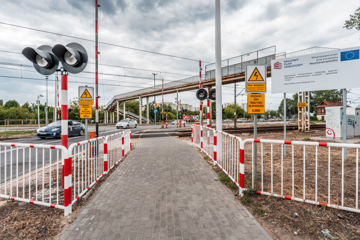 Warszawa, przejazd kolejowo-drogowy, rogatka, KPO, digitalizacja, ul. Naczelnikowska