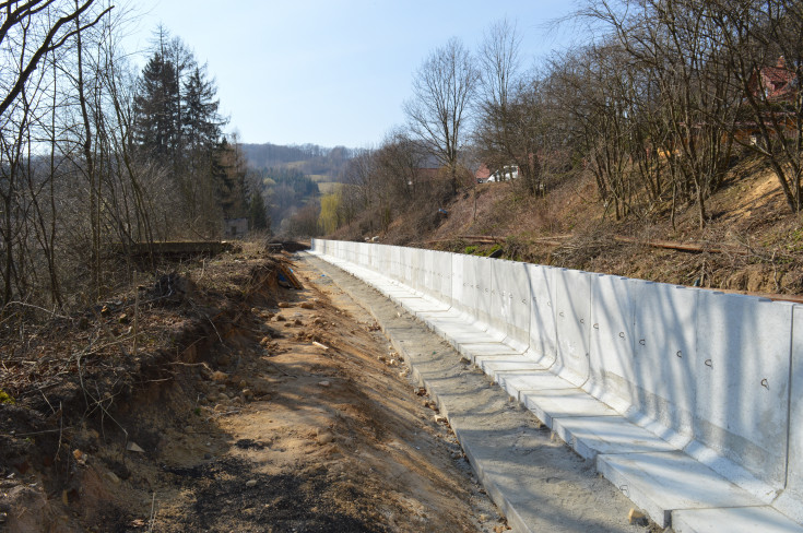 stacja, nowa stacja, Jedlina Zdrój, Lubachów, przebudowa wiaduktu, LK285, Świdnica Kraszowice