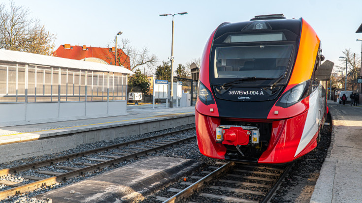 peron, pociąg, LK357, nowa infrastruktura, Grodzisk Wielkopolski