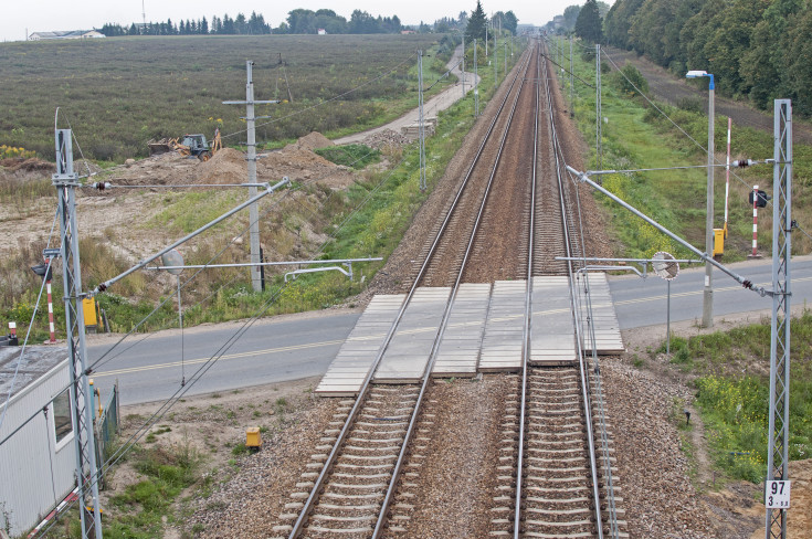 wiadukt, modernizacja, skrzyżowanie bezkolizyjne, LK1, robotnicy, Rogów, POIiŚ 2007-2013