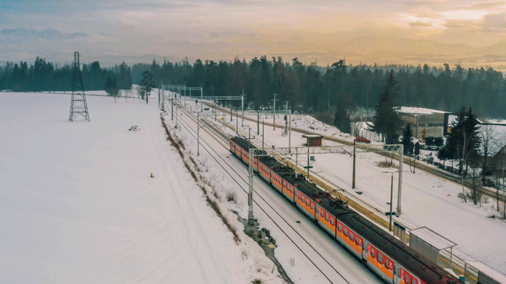 nowa infrastruktura, pociąg pasażerski, Zakopianka