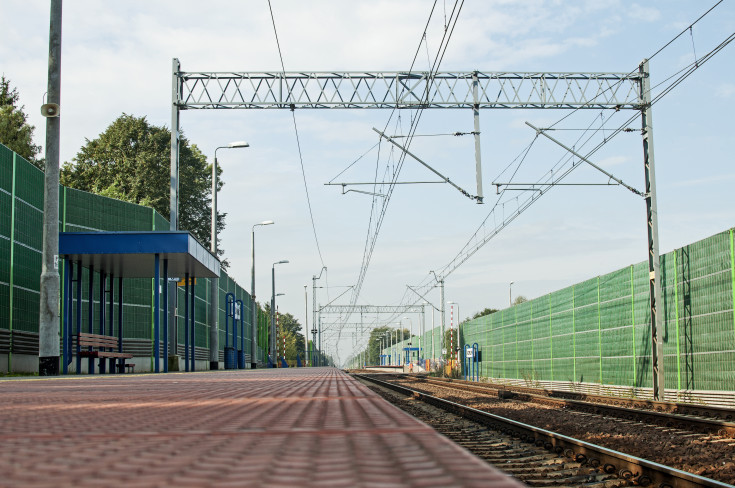 peron, modernizacja, LK1, ekrany akustyczne, Radziwiłłów Mazowiecki, POIiŚ 2007-2013, wypustki