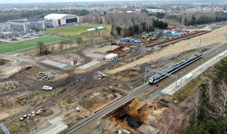 stacja, prace budowlane, nowe przejście podziemne, nowa infrastruktura, widok z lotu ptaka, Biała Podlaska Wschodnia