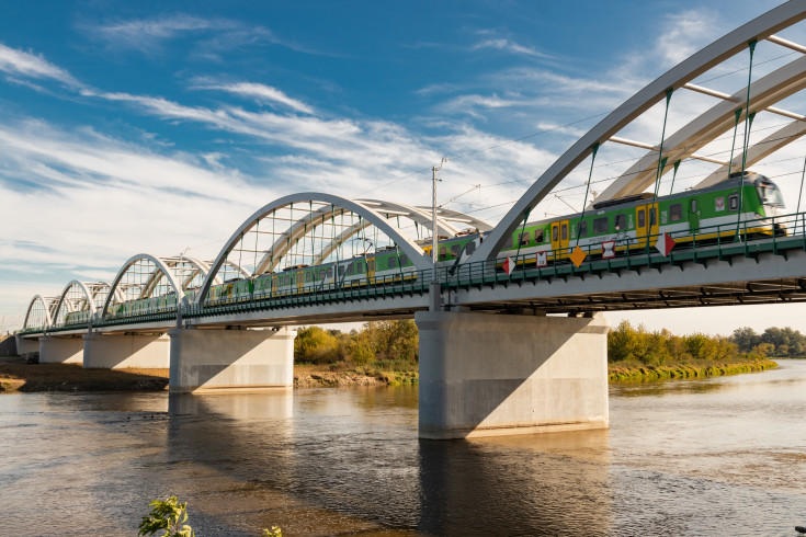 Sadowne, E75, Rail Baltica, CEF, Czyżew, most kolejowy, most na Bugu