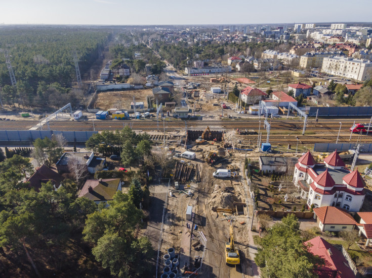 Legionowo, prace budowlane, nowa infrastruktura, nowy wiadukt kolejowy, widok z lotu ptaka