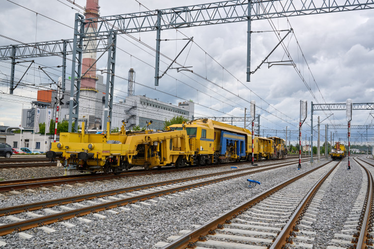 sieć trakcyjna, stacja, tor, maszyna, KPO, Częstochowa Towarowa