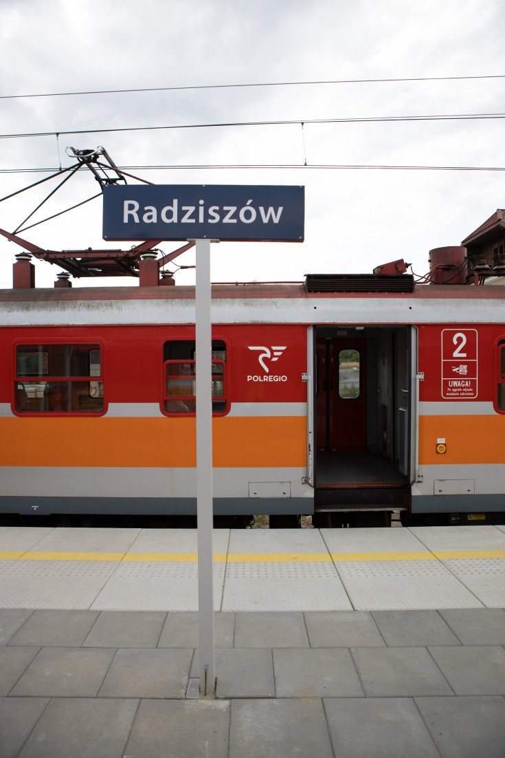 stacja, POIiŚ 2014-2020, LK97, Radziszów, kolejowa zakopianka, nowy peron