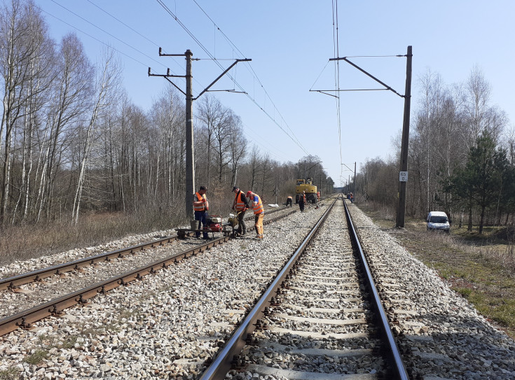 Radom, Radzice, przewóz towarów, prace torowe, nowy tor, LK22