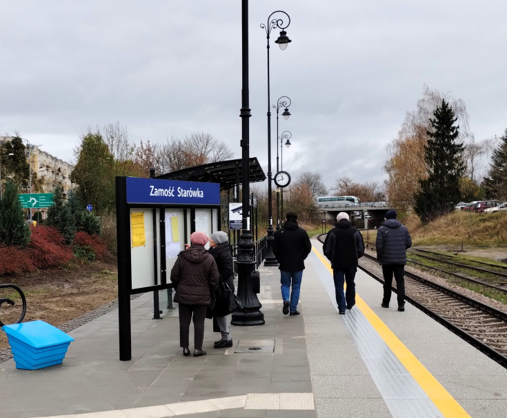 pasażer, peron, nowa infrastruktura, Zamość Starówka