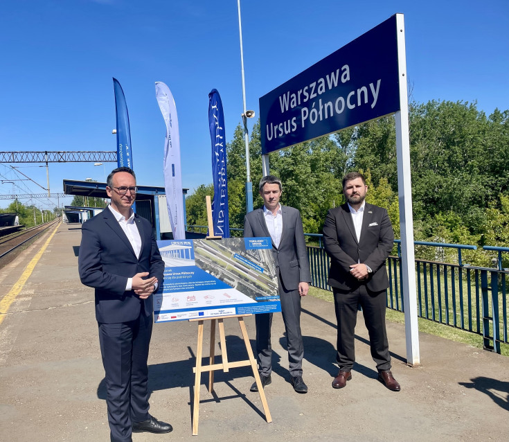 umowa, briefing prasowy, przystanek, Klimczak Dariusz, Wyborski Piotr, Warszawa Ursus Północny