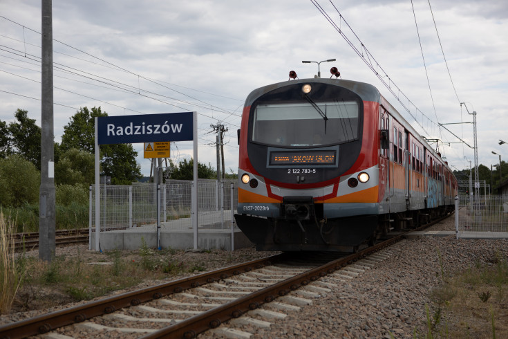 stacja, POIiŚ 2014-2020, LK97, Radziszów, kolejowa zakopianka, nowy peron