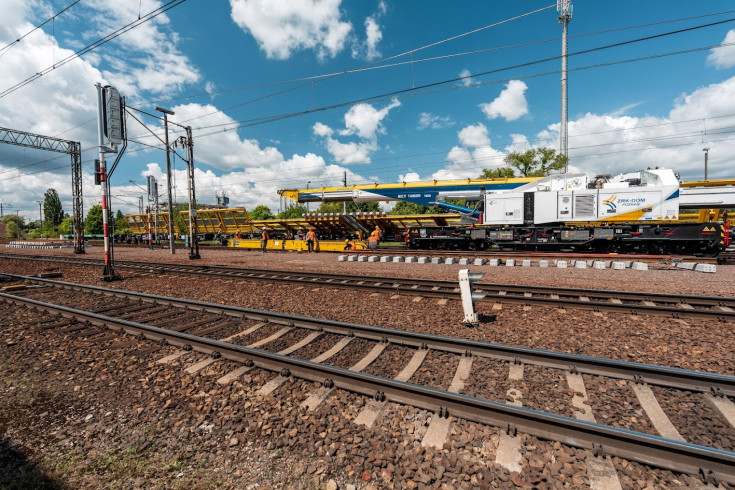 Opalenica, nowa stacja, nowa infrastruktura, nowy peron, nowa maszyna