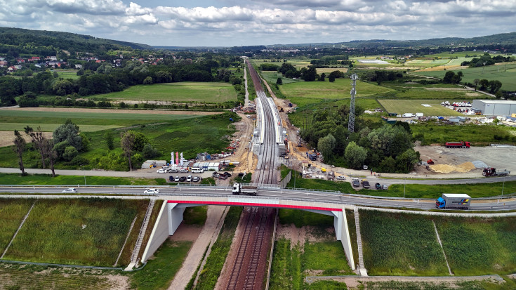 nowy przystanek, nowa estakada, nowa infrastruktura, Pisary