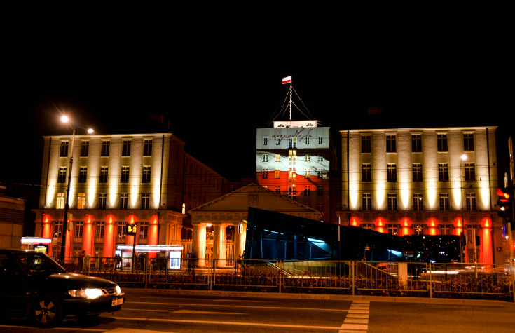 centrala, budynek, niepodległość, niepodległa, iluminacja