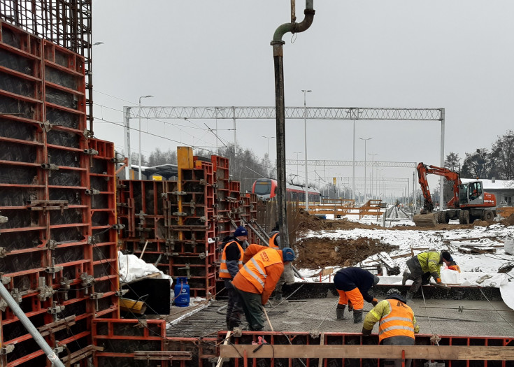 LK16, nowe przejście podziemne, nowa winda, Zgierz Północ, nowa mijanka