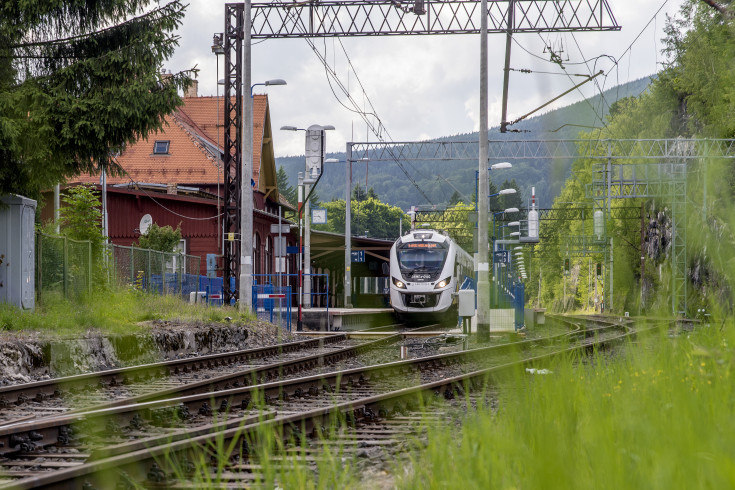 pasażer, peron, pociąg, wystawa, tor, infrastruktura kolejowa