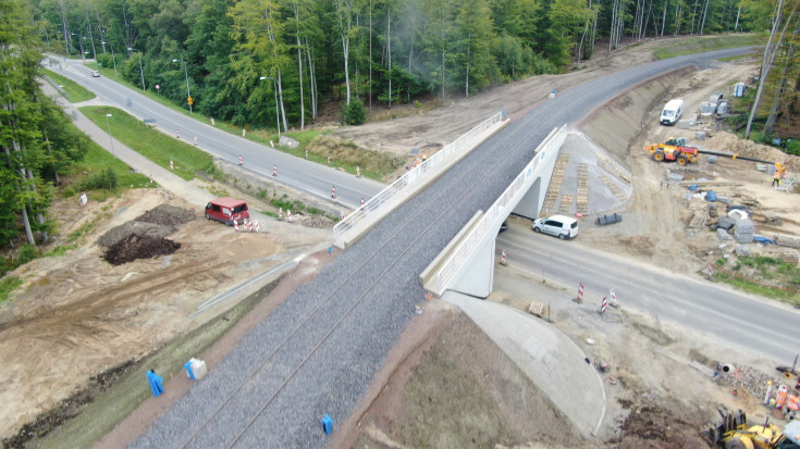 Kartuzy, nowa infrastruktura, nowy wiadukt kolejowy, widok z lotu ptaka, nowa łącznica