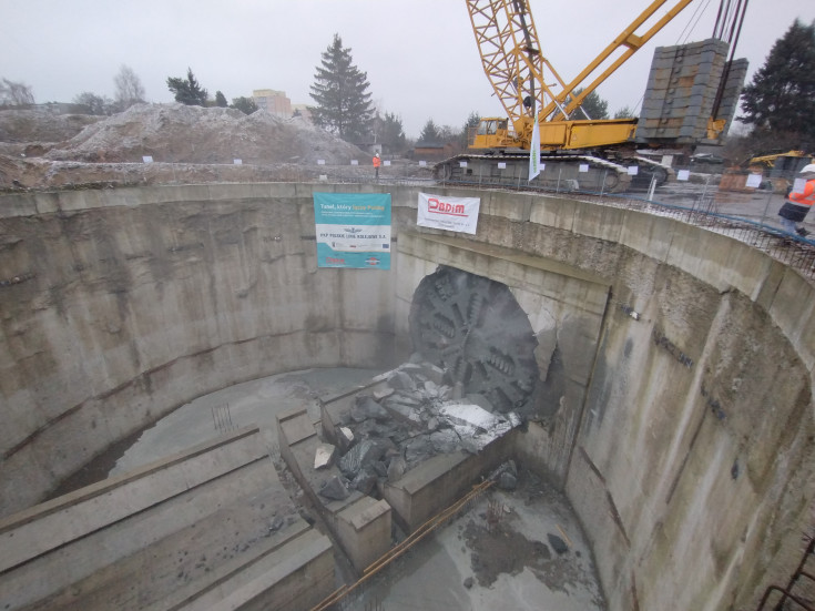 TBM, tarcza, budowa tunelu, www.tunel-laczypolske.pl, komora startowa, Katarzyna, przebicie