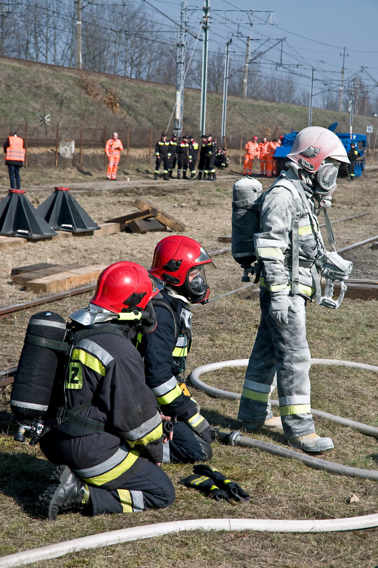 bezpieczeństwo, Legnica, PKP Intercity, straż pożarna, ratownictwo techniczne, awaria, ratownictwo, PKP Cargo, ćwiczenia, pożar, ogień, gaszenie pożaru