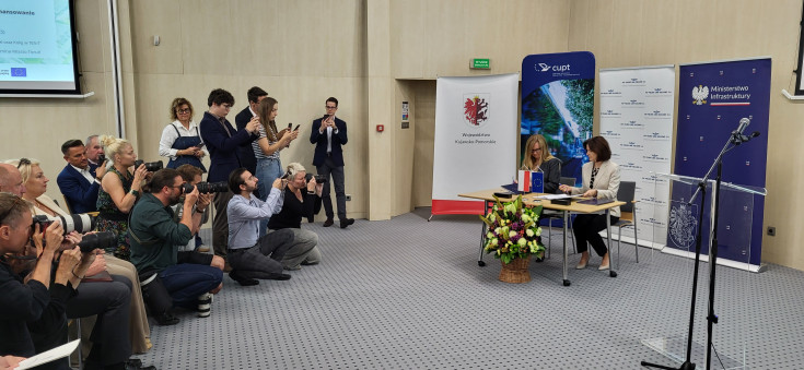 CUPT, Kościerzyna, LK201, LK353, BiT City II, Toruń Wschodni, Maksymilianowo, podpisanie umowy, Klimczak Dariusz, Toruń Główny