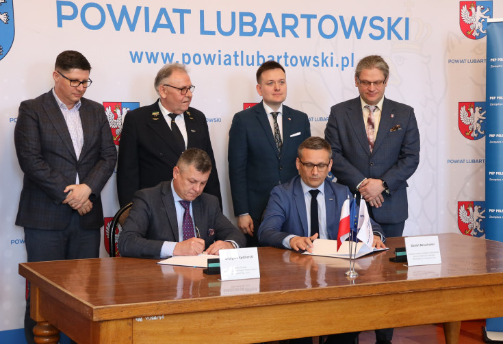 kładka, Lubartów, nowa infrastruktura, umowa na budowę, Starostwo Powiatowe w Lubartowie