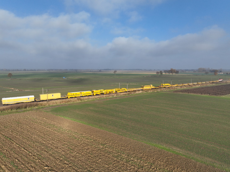 PUN, maszyna, LK204, prace na stacji kolejowej