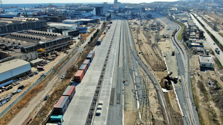 przewóz towarów, prace budowlane, Port Gdynia, nowa infrastruktura, ładunki