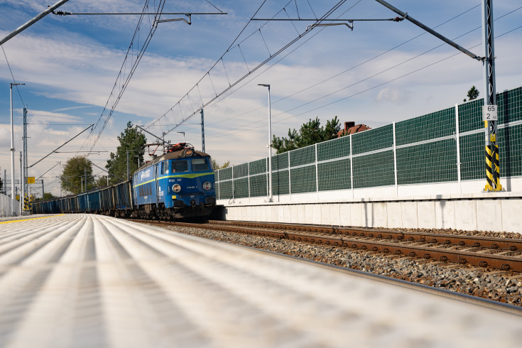 pasażer, peron, ludzie, Warszawa Zachodnia, pociąg