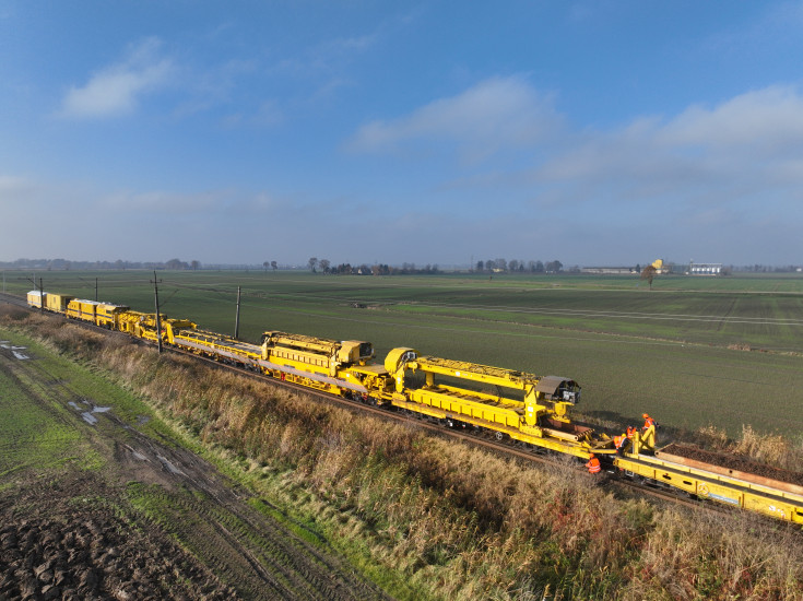 PUN, maszyna, LK204, prace na stacji kolejowej