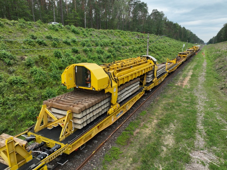 Radzice, Tomaszów Mazowiecki, PUN, maszyna, LK22, prace utrzymaniowe