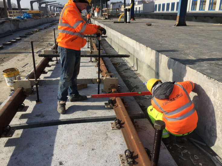 peron, wiadukt, przejście podziemne, POIiŚ 2014-2020, dworzec kolejowy, Gorzów Wielkopolski, estakada, tor, nisze